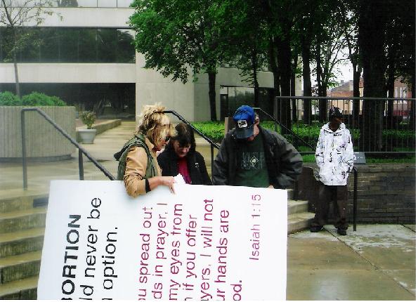 couple & Angela praying